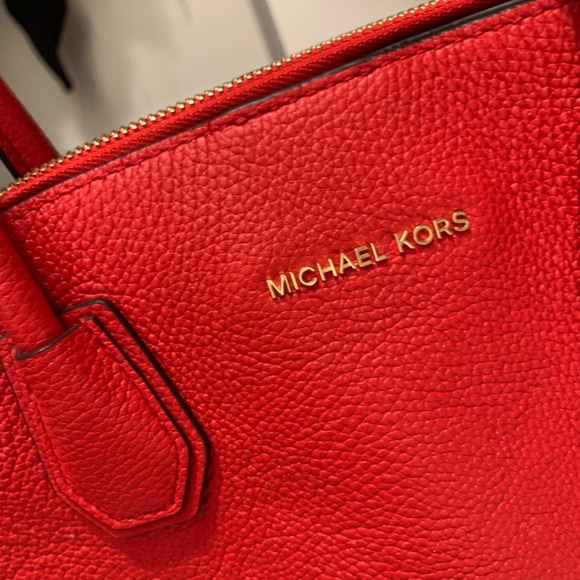Michael Kors Bag - Picture 2 of 7